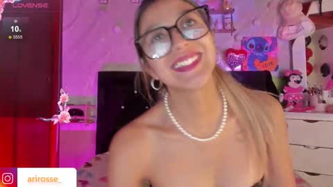 Snapshot of ariana_rosse__ chatting on March 27, 12:05 am Ariana online show from March 27, 12:05 am