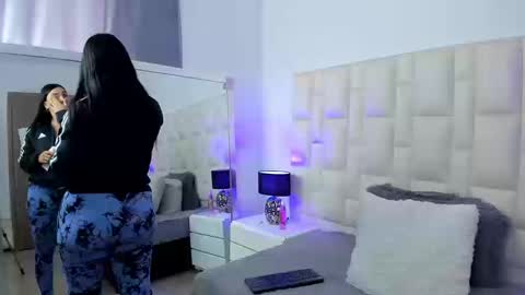  ariana  online show from September 23, 5:27 pm