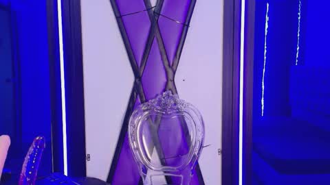 ariana_toro online show from March 6, 3:30 pm