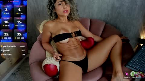 Snapshot of ariana_valdirii chatting on December 22, 4:48 pm cristina online show from December 22, 4:48 pm