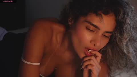 Snapshot of ariana_valdirii chatting on September 10, 7:14 pm cristina online show from September 10, 7:14 pm