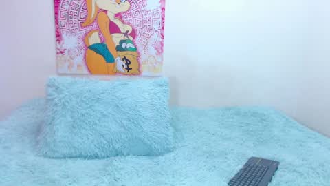 Snapshot of ariana_vidal chatting on December 18, 8:25 pm Ari online show from December 18, 8:25 pm