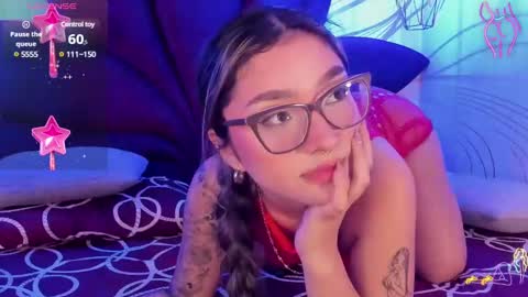 Snapshot of ariana_villada chatting on February 1, 6:32 am Ari online show from February 1, 6:32 am