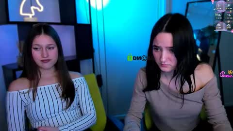 arianaa_cat online show from March 17, 8:56 pm