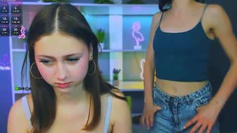 Snapshot of arianaa_cat chatting on May 8, 7:08 pm arianaa_cat online show from May 8, 7:08 pm