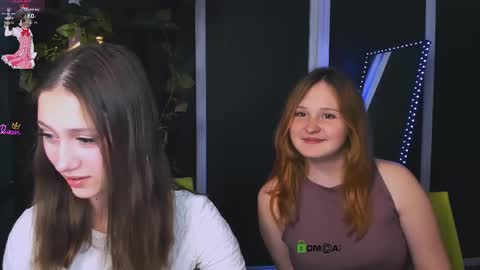 Snapshot of arianaa_cat chatting on May 12, 6:49 pm arianaa_cat online show from May 12, 6:49 pm