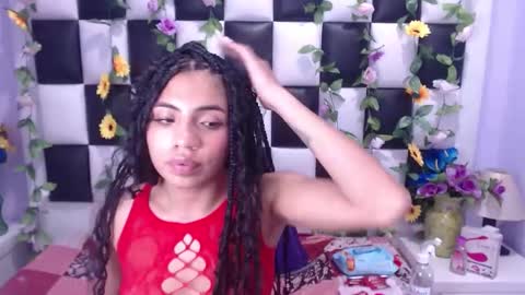 Snapshot of arianaa_tompsoon chatting on December 11, 7:20 am arianaa tompsoon online show from December 11, 7:20 am