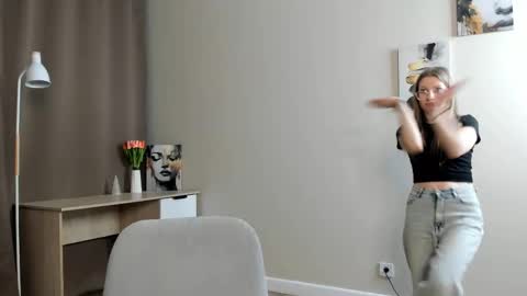 Alice online show from February 6, 7:28 pm