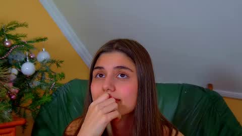 Ariana online show from December 17, 6:25 pm