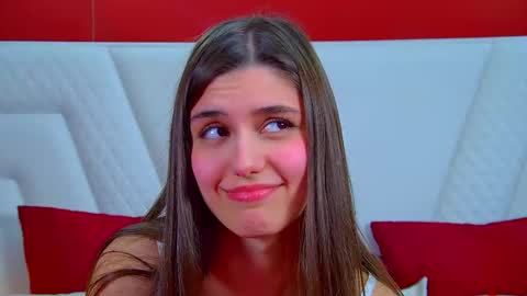 Snapshot of arianaallens chatting on March 3, 6:25 pm Ariana online show from March 3, 6:25 pm