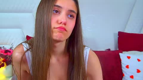 Snapshot of arianaallens chatting on June 8, 6:14 am Ariana online show from June 8, 6:14 am