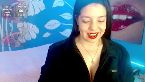 Snapshot of arianagloww chatting on March 19, 11:14 am Ariana online show from March 19, 11:14 am