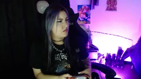Snapshot of arianauwu666 chatting on July 28, 8:52 pm help me 100 hands up my OF is Free online show from July 28, 8:52 pm