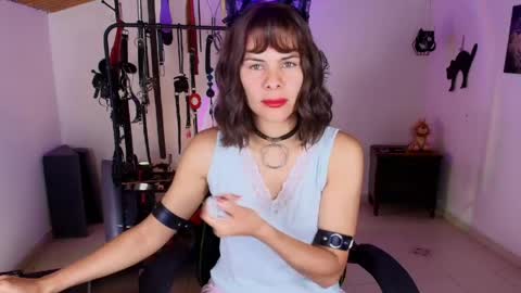 arianna_connorr online show from May 12, 1:19 pm