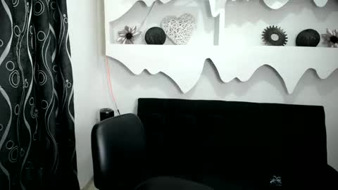 Snapshot of arianna_fairy chatting on October 10, 12:26 pm ariana online show from October 10, 12:26 pm