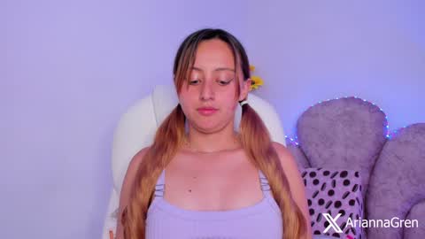 Snapshot of arianna_gren chatting on February 5, 8:35 pm Arianna online show from February 5, 8:35 pm