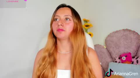 Snapshot of arianna_gren chatting on March 5, 7:06 pm Arianna online show from March 5, 7:06 pm