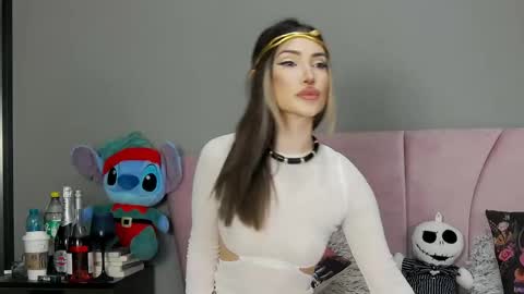 arianna_moonx online show from October 31, 9:27 pm