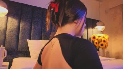 Arianna online show from April 4, 7:44 pm