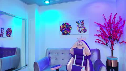 arianna_sweeet online show from February 5, 10:19 am