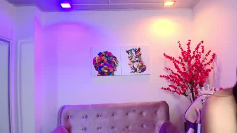 arianna_sweeet online show from February 7, 9:37 am