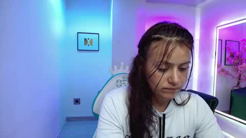 arianna_sweeet online show from November 15, 4:21 am