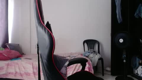 ariannaloovel online show from May 15, 6:15 pm