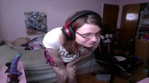 Snapshot of ariathebrat chatting on April 24, 9:17 pm Ariathebrat online show from April 24, 9:17 pm