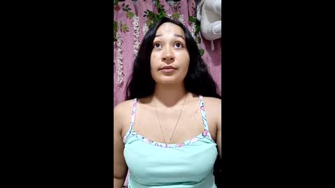 ariatnavillaalba online show from May 17, 4:21 am