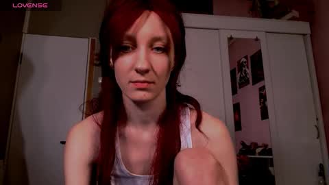 Snapshot of aribluush chatting on February 3, 10:37 pm aribluush online show from February 3, 10:37 pm