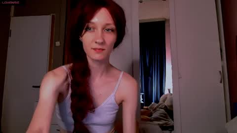 aribluush online show from May 21, 9:33 pm