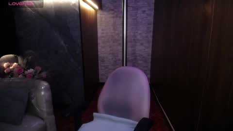 Snapshot of ariel_1_ chatting on June 23, 12:47 pm ariel_1_ online show from June 23, 12:47 pm
