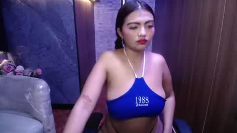 Snapshot of ariel_1_ chatting on July 10, 2:52 pm ariel_1_ online show from July 10, 2:52 pm