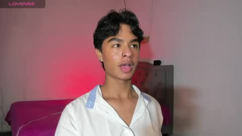 ariel_adan online show from May 12, 11:13 pm