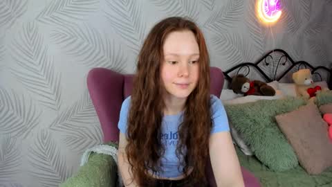 Snapshot of ariel_ivenn chatting on September 23, 12:08 pm Ariel online show from September 23, 12:08 pm