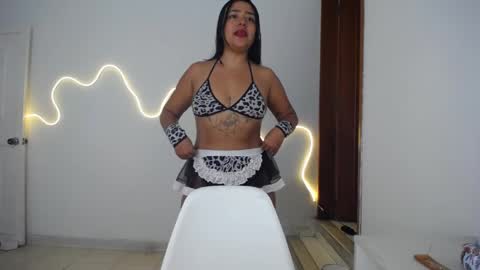 daniella online show from April 23, 1:29 am