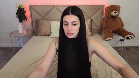 Ariel online show from March 18, 2:20 pm