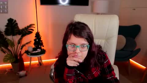 Ariell Mini online show from December 17, 6:41 am