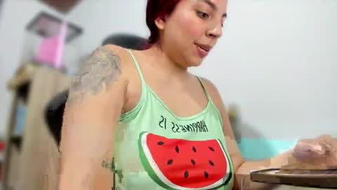 Snapshot of ariell_rose1 chatting on April 30, 2:40 am Stephany online show from April 30, 2:40 am