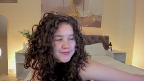 Snapshot of ariella_sol chatting on May 6, 1:14 am Ariella GTM3 Tue Wed Thu Fri Sat 0400 am-1030pm online show from May 6, 1:14 am
