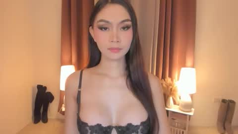 MIRA GREYSON online show from March 19, 11:36 am