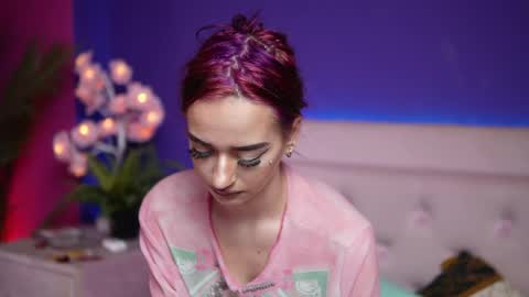  Ariella  online show from April 3, 6:39 pm