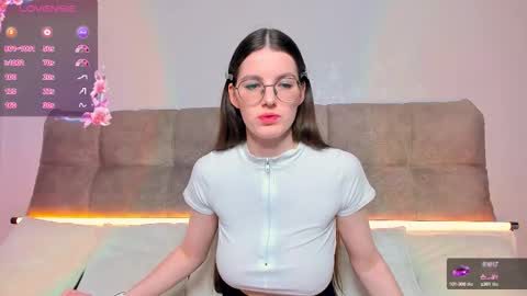 Ariella online show from October 3, 3:58 am