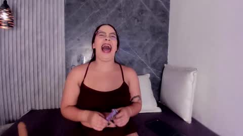 Snapshot of arielsexhot chatting on September 20, 3:29 am Ariel online show from September 20, 3:29 am