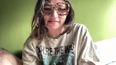 ariel  colin when hes here online show from February 11, 6:24 pm