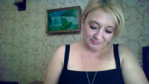 Snapshot of arielxloveresss chatting on September 12, 5:02 pm ArielXLoveresss online show from September 12, 5:02 pm