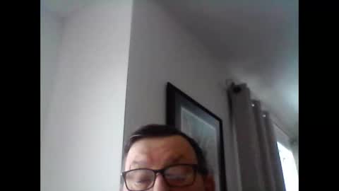 Snapshot of ariens chatting on February 20, 4:14 pm ariens online show from February 20, 4:14 pm