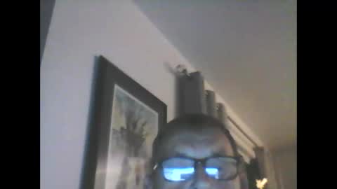 Snapshot of ariens chatting on October 27, 6:06 am ariens online show from October 27, 6:06 am