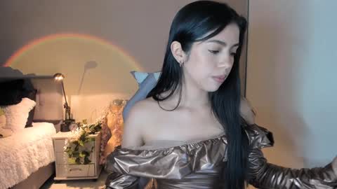 Snapshot of aries_ev chatting on January 28, 5:03 pm Nice to meet you dont forget to follow me on Instagram Persefoneehell online show from January 28, 5:03 pm