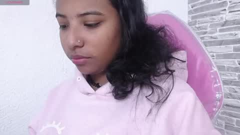 Snapshot of arietta_ chatting on October 20, 12:38 pm ARIETTA online show from October 20, 12:38 pm